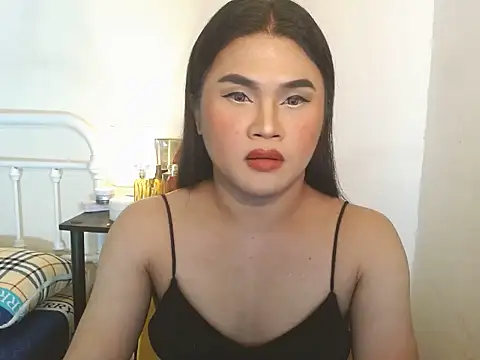 Snapshot of JustineBIGCUM chatting on 11/18/25, 08:08 JustineBIGCUM online show from 11/18/25, 08:08