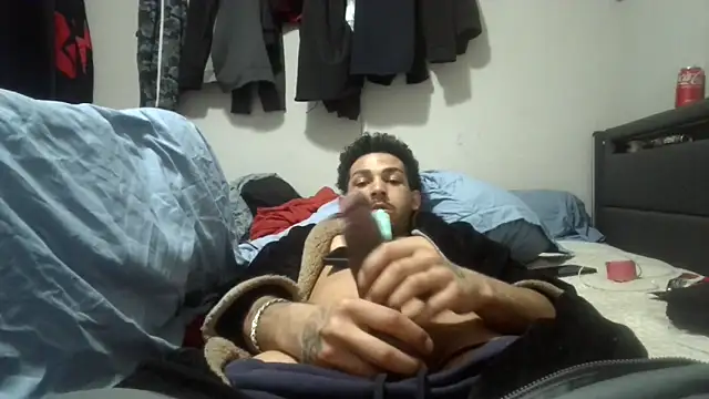 bigdickjojo69 online show from 03/17/26, 09:40