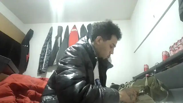 bigdickjojo69 online show from 03/24/26, 12:37