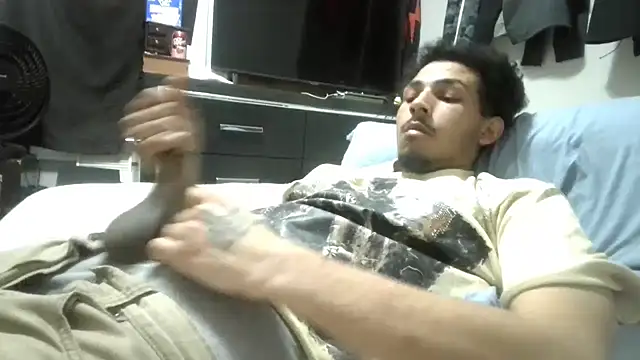 bigdickjojo69 online show from 04/01/26, 08:28