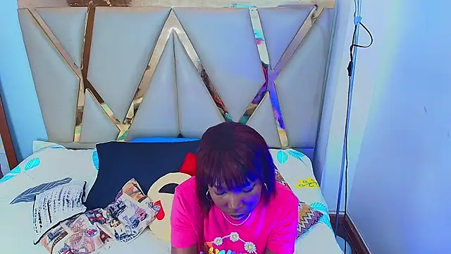 Snapshot of myblackdoope chatting on 01/27/25, 12:37 myblackdoope online show from 01/27/25, 12:37