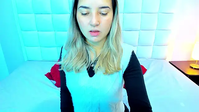 teresasroom  online show from 02/11/25, 01:09