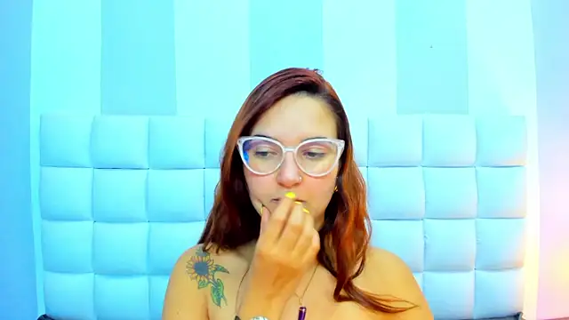 teresasroom  online show from 02/09/26, 01:59