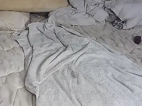 Snapshot of k-dong chatting on 02/16/25, 05:15 k-dong online show from 02/16/25, 05:15