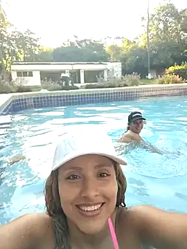 JhordanAndDanna online show from 10/06/25, 09:56