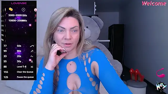 KristiOwen online show from 03/23/25, 06:26