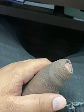 Snapshot of kavilv69fuck chatting on 12/25/24, 11:11 kavilv69fuck online show from 12/25/24, 11:11