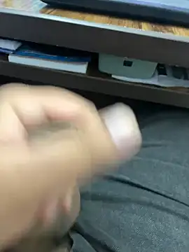 Snapshot of kavilv69fuck chatting on 12/26/24, 10:16 kavilv69fuck online show from 12/26/24, 10:16