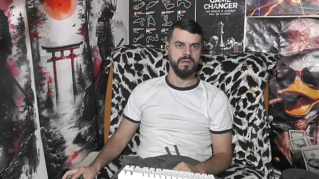 00george online show from 12/17/25, 09:10