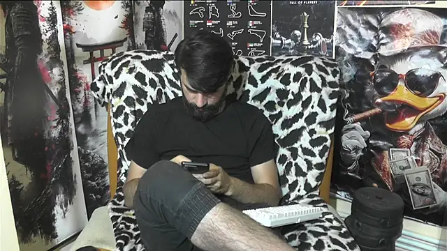 00george online show from 05/26/26, 11:45