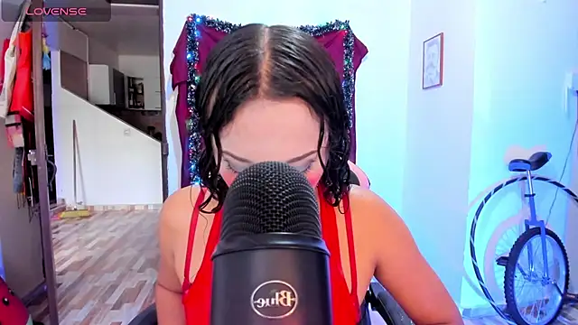 adrena 10 online show from 05/17/26, 12:56
