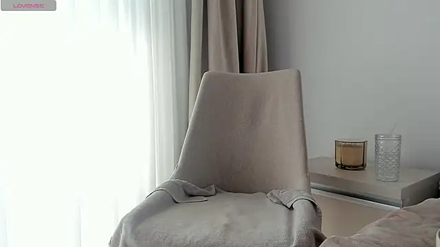 VickyStonee online show from 05/03/26, 08:42