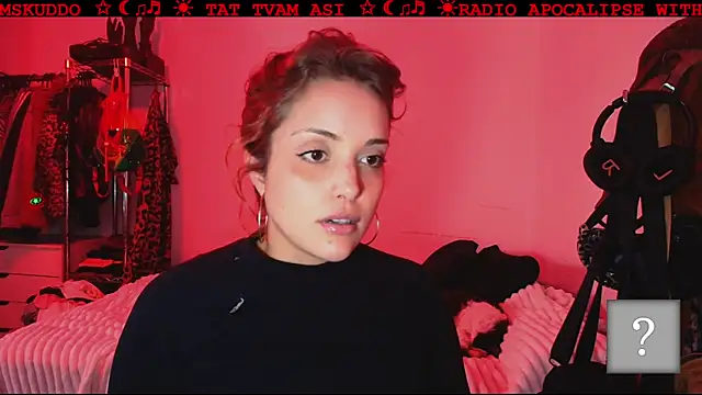 Snapshot of mskuddo chatting on 09/24/25, 04:43 mskuddo online show from 09/24/25, 04:43