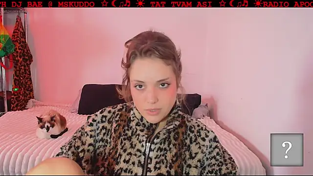 Snapshot of mskuddo chatting on 09/25/25, 05:05 mskuddo online show from 09/25/25, 05:05