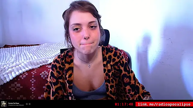 Snapshot of mskuddo chatting on 11/10/25, 01:32 mskuddo online show from 11/10/25, 01:32