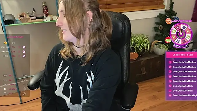 luluvaladon online show from 12/29/24, 03:22