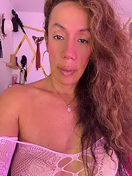 Snapshot of YOURSDEBORA chatting on 07/09/26, 06:45 YOURSDEBORA online show from 07/09/26, 06:45