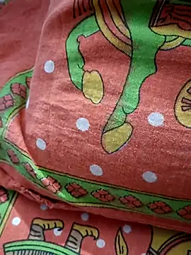 Mini865433 online show from 03/03/25, 06:22