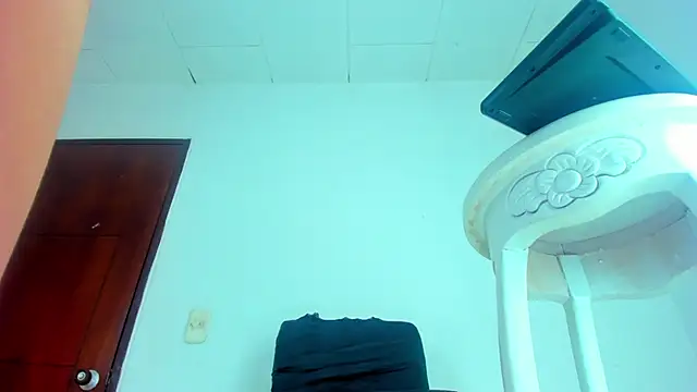 SEXYBABYGIRLTS online show from 02/14/25, 07:02