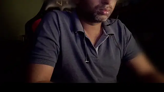  x rated  online show from 02/02/25, 09:30