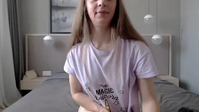 Snapshot of ShySchoolGirl chatting on 11/02/25, 12:29 ShySchoolGirl online show from 11/02/25, 12:29