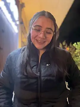 vaneelee online show from 04/11/26, 03:22