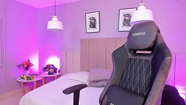 Inndrahot online show from 03/07/25, 03:40