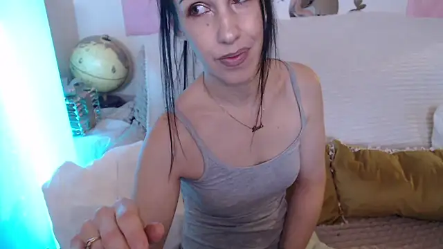 -carla- online show from 02/22/26, 07:40