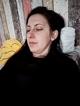 Snapshot of lolyforyou chatting on 03/21/25, 02:40 lolyforyou online show from 03/21/25, 02:40