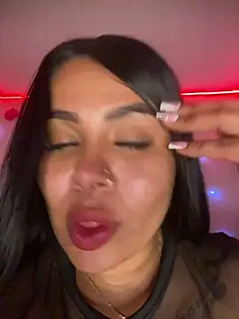 Snapshot of Emma_Brown_12 chatting on 01/23/25, 12:04 Emma Brown 12 online show from 01/23/25, 12:04