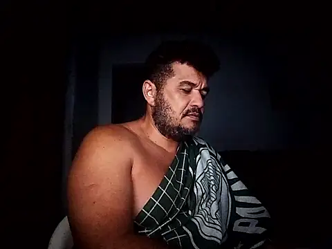 Snapshot of tarra122 chatting on 02/22/26, 03:07 tarra122 online show from 02/22/26, 03:07