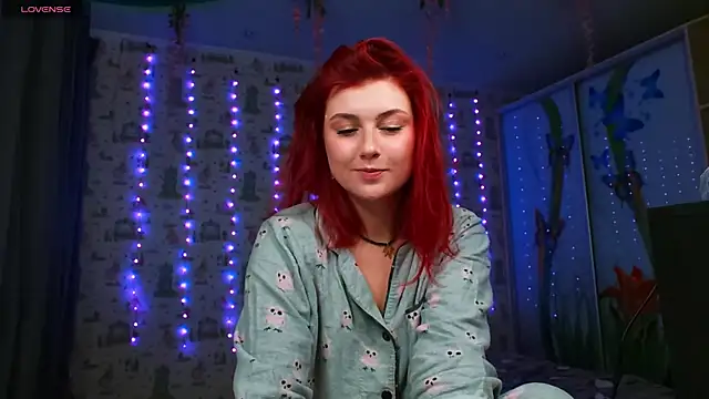 Snapshot of SmokyRose chatting on 12/25/24, 11:22 SmokyRose online show from 12/25/24, 11:22