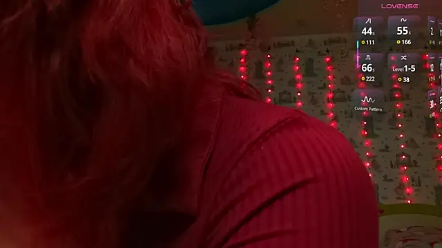 Snapshot of SmokyRose chatting on 02/20/25, 12:04 SmokyRose online show from 02/20/25, 12:04