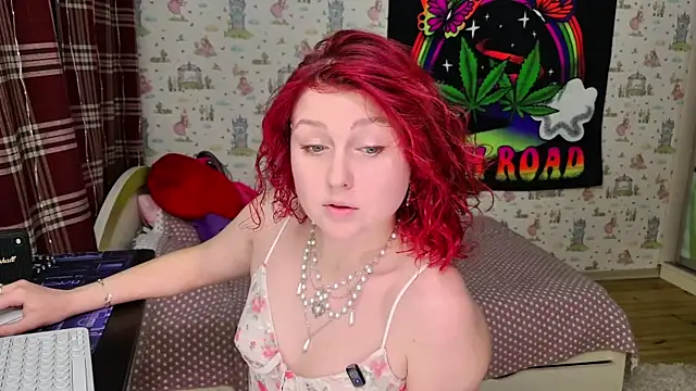 SmokyRose online show from 06/01/26, 10:39