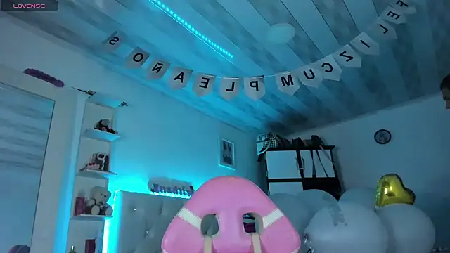 briitany hot online show from 02/10/25, 01:46