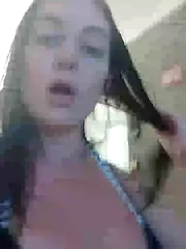 Snapshot of LilliThelo chatting on 12/03/24, 09:45 LilliThelo online show from 12/03/24, 09:45