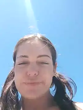 Snapshot of LilliThelo chatting on 01/09/25, 11:36 LilliThelo online show from 01/09/25, 11:36