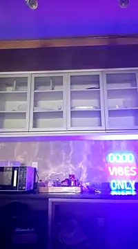 Snapshot of LilliThelo chatting on 03/11/25, 10:07 LilliThelo online show from 03/11/25, 10:07