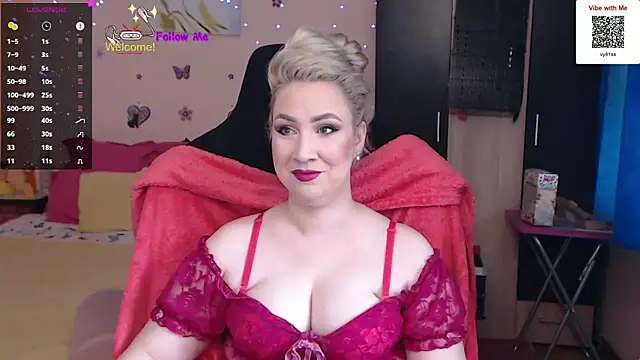 Snapshot of MissLexyGold chatting on 02/14/25, 11:21 MissLexyGold online show from 02/14/25, 11:21