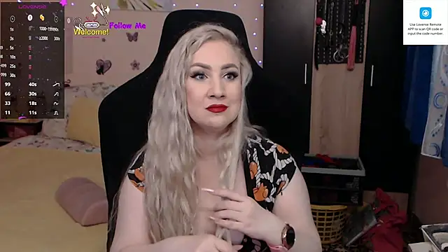 Snapshot of MissLexyGold chatting on 03/19/25, 04:24 MissLexyGold online show from 03/19/25, 04:24