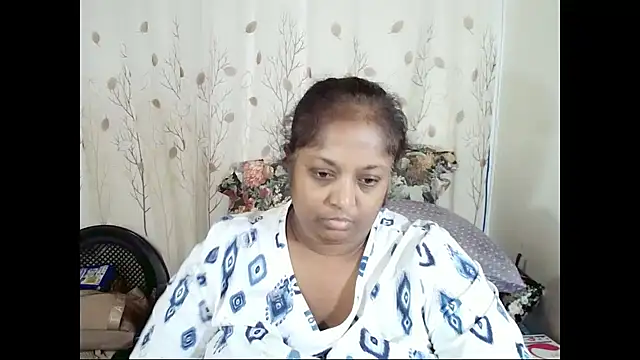 Snapshot of Indiantasha chatting on 06/09/26, 04:40 Indiantasha online show from 06/09/26, 04:40