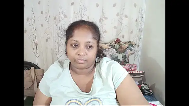 Snapshot of Indiantasha chatting on 06/24/26, 03:44 Indiantasha online show from 06/24/26, 03:44