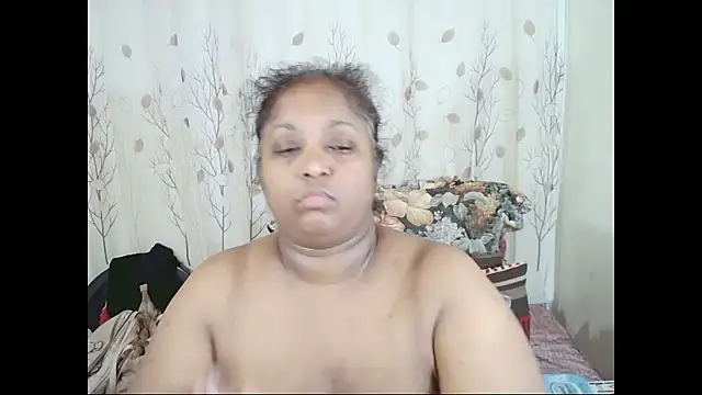 Snapshot of Indiantasha chatting on 07/11/26, 08:17 Indiantasha online show from 07/11/26, 08:17
