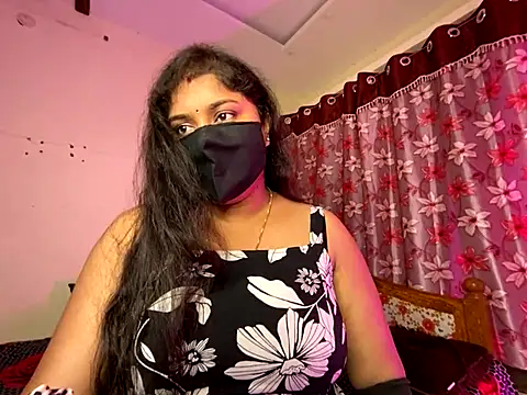 Snapshot of Love_4Sex chatting on 09/13/25, 04:45 Love 4Sex online show from 09/13/25, 04:45