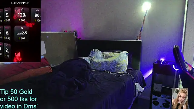 Blondiewithanass online show from 06/18/26, 10:14