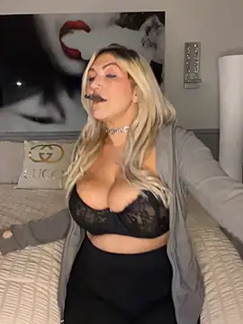 LittleMissEeve online show from 10/22/25, 02:01