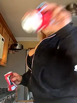 LittleMissEeve online show from 11/14/25, 07:01