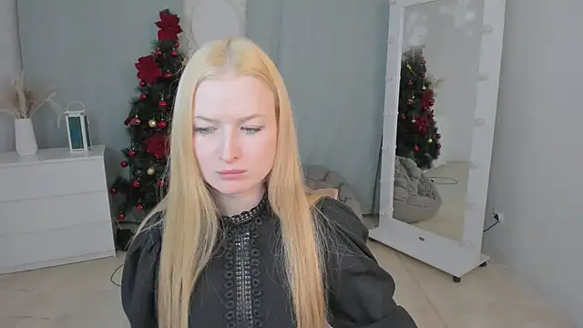 Laly Peach online show from 01/12/26, 06:40