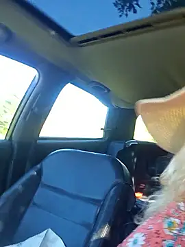 Snapshot of THESensualhorny chatting on 04/02/26, 12:58 THESensualhorny online show from 04/02/26, 12:58