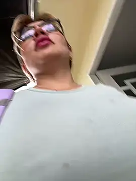 Snapshot of DIANITA_1988 chatting on 12/31/24, 09:17 DIANITA 1988 online show from 12/31/24, 09:17